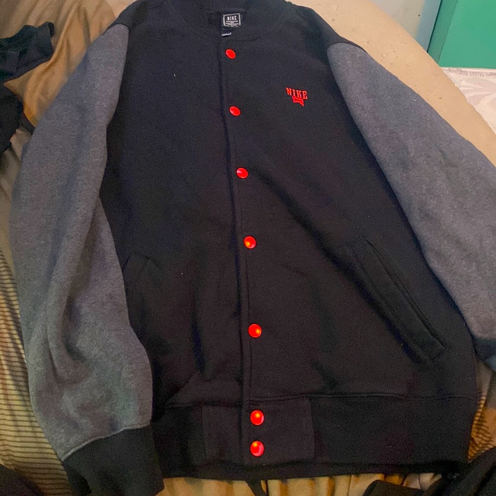 Nike jacket size L